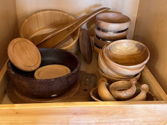 K/ Drawer Filled W Assorted Wood Pcs - Serving Bowls, Salad Side Bowls, Hinged Box, Cups, Cutting Board Etc