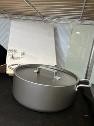 E/ New In Box - Commercial Grade 5 Qt Dutch Oven With Cover By Vollrath