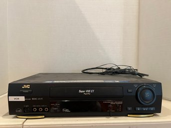 LR/ JVC VCR Video Cassette Recorder #HR-S7800U