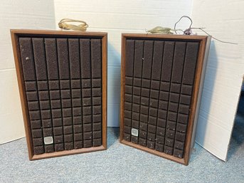AN/CR161 - Pair Of Lloyd Speakers In Wood Case With Wiring