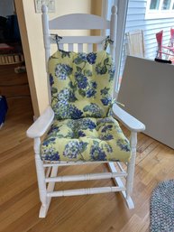 FR/ Pretty White Slat Cottage Style High Back Rocking Chair W Waverly Floral Cushions