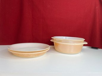 AD/ 4pcs - Vintage 'Fire King' Peach Luster Casseroles And Pie Plates