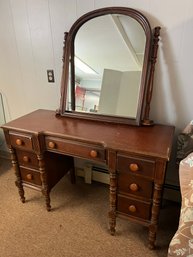 RER/CR15 - Antique 7 Drawer Wood Vanity With Wood Knobs And Detached Mirror