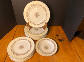 DR/ 20pcs - Wedgwood 'Sandringham' Dinnerware: 10 Dinner Plates, 8 Salad/Lunch Plates, 2 Low Soup Bowls