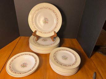 DR/ 24pcs - Wedgwood 'Sandringham' Dinnerware: 11 Dinner Plates, 11 Salad/Lunch Plates, 2 Low Soup Bowls