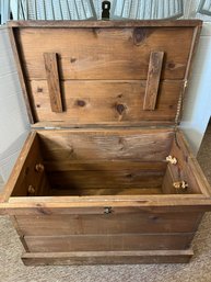 RER/CR47 - Vintage Wooden Toy/Storage Box