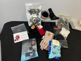 C/ Box With Winter Accessories: Gloves, Neck Gaiter, Wrist Wallets, Shoe Covers, Earmuffs, Scarfs