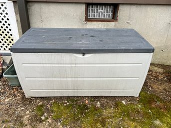 BY/ Keter Outdoor Resin Storage - Deck Box