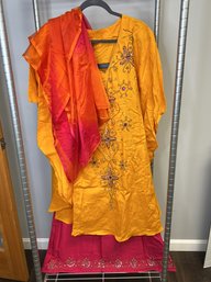 C/ Vibrant Beaded Sari, Pants And Scarf In Original Package