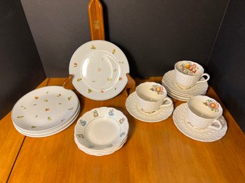 DR/ 18pcs - Assorted Teacups, Saucers, Plates, Bowls: Golden Crown, Royal Cauldon, Copeland Etc