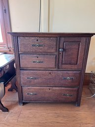 FR/ Vintage Rustic Oak Chest Cabinet