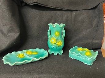 FR/ 3pcs F90 - Whimsical Green Painted Pottery Pieces - Trinket Box, Vase, Soap Dish