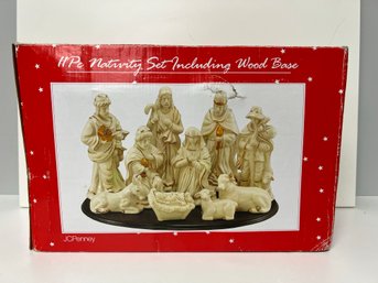 Lovely 11pc New In Box Hand Painted Ceramic Nativity Set W Wood Base By JC Penney