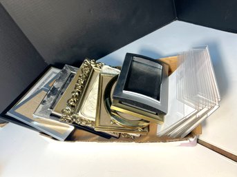 AN/CR93 Box - Variety Of 12 Empty Picture Frames (C): 10 Metal, 1 Ceramic, 11 Acrylic 5x7