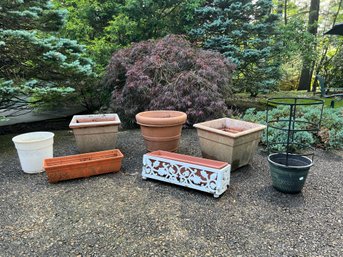 BY/ 7 Pc Plastic Planter Pot Lot - Square Round Rectangle - White Wood Planter Box, Green Pot & Tomato Cage