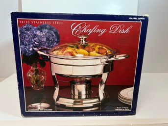 New In Box Stainless 4 Qt Chafing Dish W Frame, Tempered Glass Lid, Lid Rest, Fuel Burner Holder