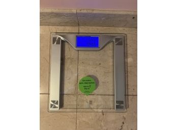 C/ Glass Digital Scale By Weight Watchers Conair