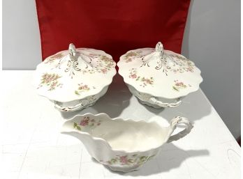 C/ 2 Pretty Ceramic Floral Covered Vegetable Bowls & 1 Matching Gravy Boat