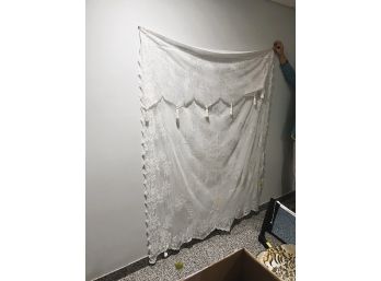 C/ 6 Lovely White Lace Curtains W/ Attached ValanceSwag