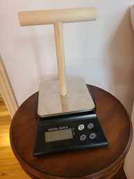 Digital Scale With T- Bar Attachment