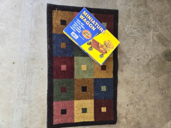 Miniature Wagon And Rug Square Design