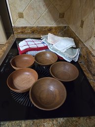 Wood Bowls (5), Towel Set