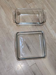 Pyrex Baking Dishes Set Of 2