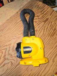 Dewalt DW919 18V Flexible Cordless Flashlight Work Light (Tool Only)