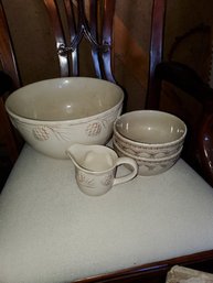 HOME Tan Serving Bowl, 2 Small Bowls