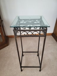 Green Metal Plant Stand Glass To 29.5'h X 23' Sq