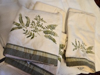 Towel Set #1 Green Leaves Design