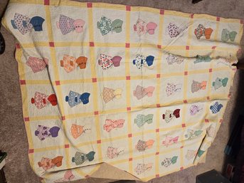Quilt Vintage As Is Bonnet Girl Design 82'x68'