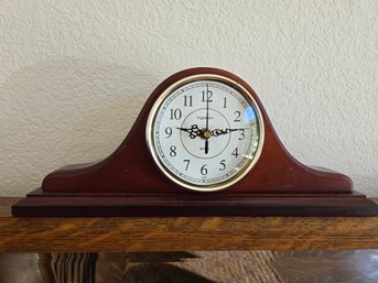 Clock Ingraham Mantle Clock Wooden Base