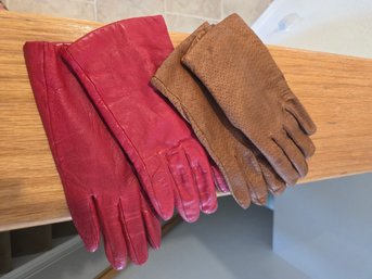 Gloves - Set Of 2 - S/M  - Set #3