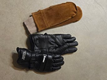 Gloves : Brown And Black Set Of 2