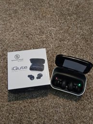 IQute Earbuds