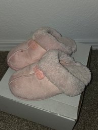 Shoes Clppli Pink Slippers Sz 6 Used As Is One Spot