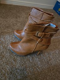 Boots Brown  High Heel Back Zipper Sz 5.5