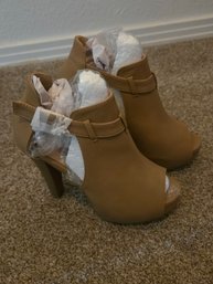 Peep Toe Top Moda Brown High Heels Sz 5