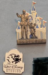 Disney 2004 World Patner, 1999 Disney Mickey Movie -  Pin Set Of 2