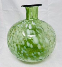 Clear And White Decor Glass Vase