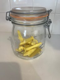 15 Corn Holders And Jar