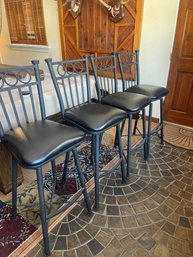 4 Black Metal Stools 45 Inches High 29 To Seat Level