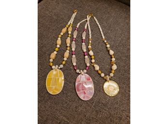 Set Of 3 Stone Chips And Beads Necklaces