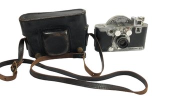 Universal Camera Corp. Mercury II Model CX Vintage Camera W/ 35mm Tricor