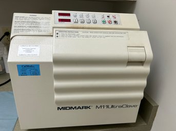 Midmark M11 UltraClave