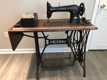 Singer Sewing Machine With Stand Table, 31-15, Patented February 21, 1899