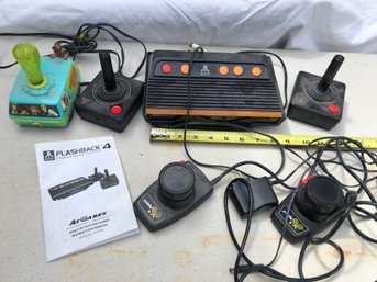 Atari Flashback Four Game Consol, Paddle Controllers, The Mystery Machine Joystick Game, Untested