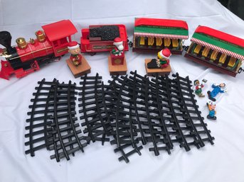 Walt Disney World RR Walter E Disney Train With Tracks, Untested. Disney Figures