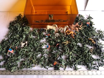 Large Lot Of Army, Plastic Soldiers, And Horses In Case